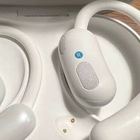 半价入手声阔飞跃线Air耳机