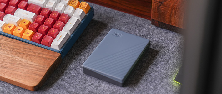 500块为手机扩容2TB，西数My Passport 移动硬盘USB-C版开箱体验