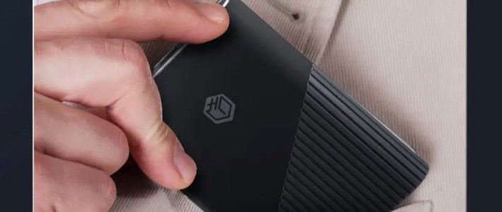 商务党必备！京东京造2T移动SSD：高速耐造，手机电脑都能用！