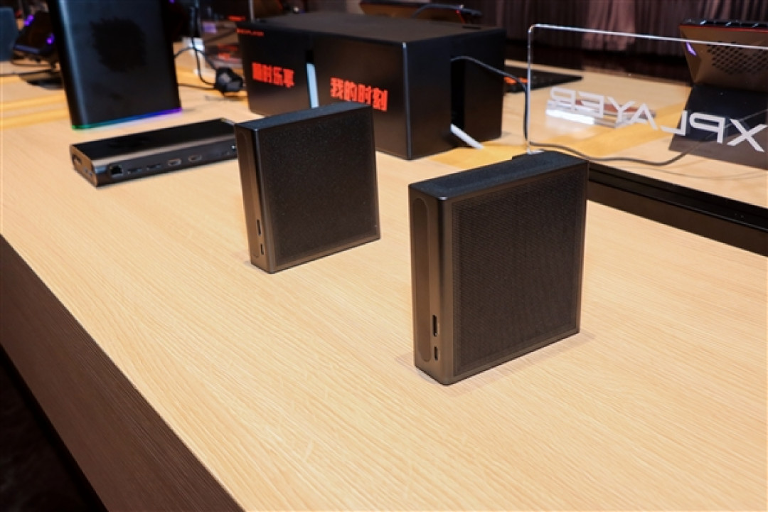 壹号本新品三连发!三合一PC、能变形的掌机、还有外置显卡坞