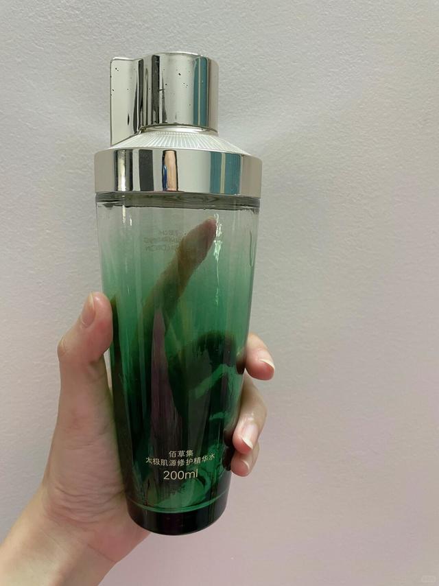 空瓶记——经典的国货精华水（佰草集啵啵水）