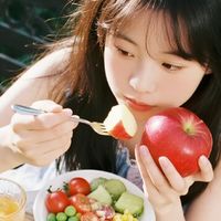 丑到没朋友，甜到心坎里！这枚云南土苹果，做沙拉拔丝绝了！