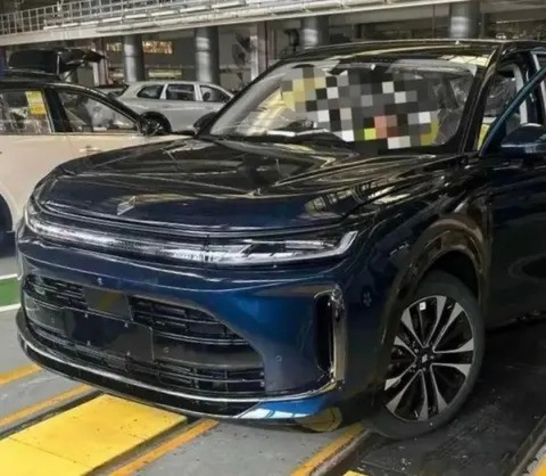 宝骏华境S实车曝光:华为深度合作,智能出行新体验