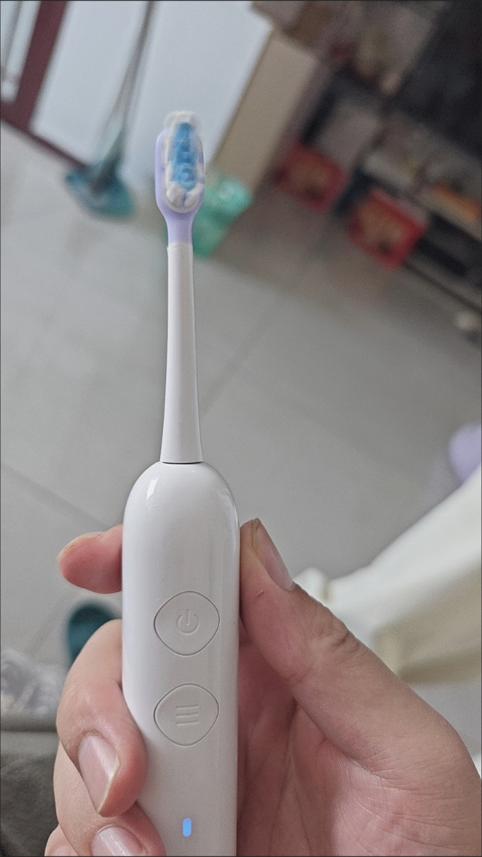 欧乐B洁牙用具