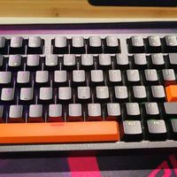 SKN青鸟87HE三模磁轴键盘评测：科技与实用的完美融合