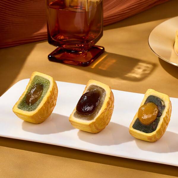 华美月饼礼盒:一口尝尽中秋经典与新潮!