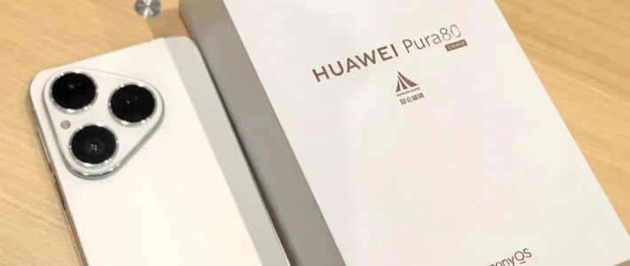HUAWEI Pura 80 红枫原色影像