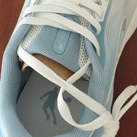 海盐气泡水配色运动鞋，清爽夏日