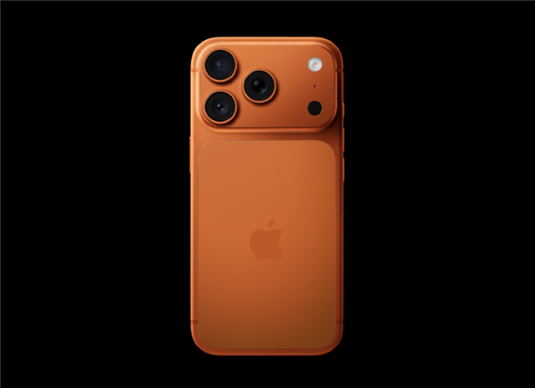 iPhone 17 Pro/Air官方图+现场真机上手:橙色版最吸睛