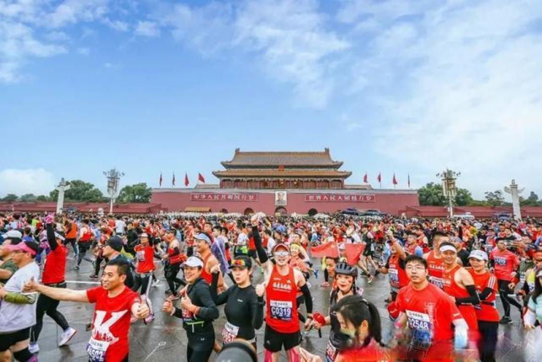 三万跑者共赴国马之约！2025北马11月2日开赛 中国银行冠名助力赛道升级