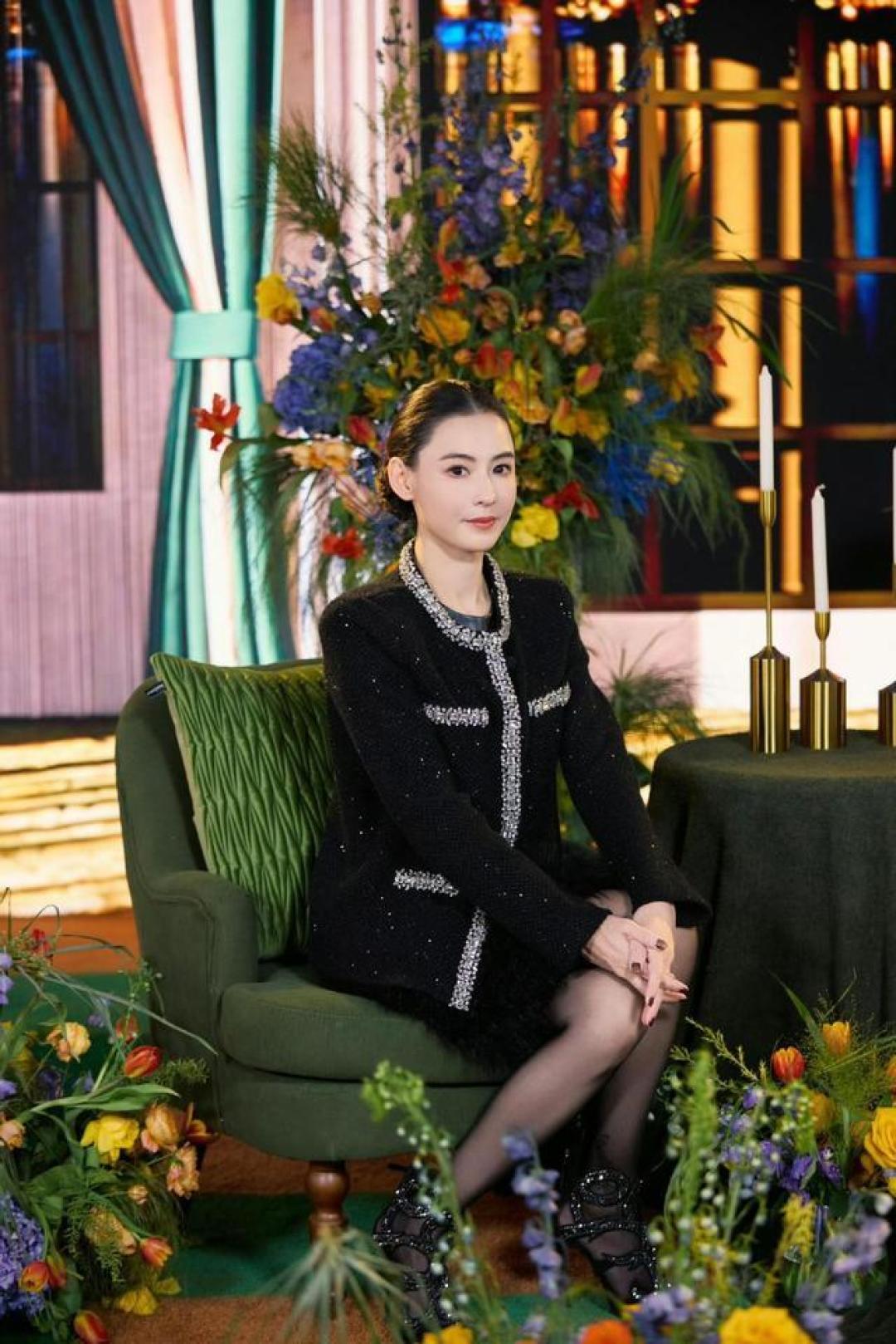 张柏芝秋冬穿搭公式公开:实用显瘦技巧解锁高级感造型