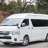 丰田海狮露营车改装：多功能布局满足家庭出行与商务需求