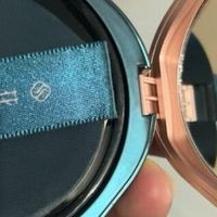 花西子玉容修颜气垫粉底液：国风美妆典范