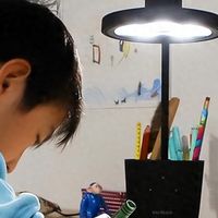 护眼台灯哪个品牌好?央视315推荐：2025最建议买这五个，口碑公认