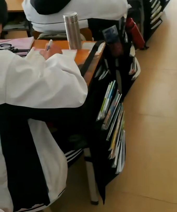 得力其他教具文具