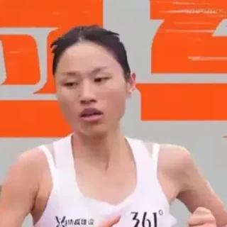 最快女护士回应调休风波，已上班， 之后多为领导、同事考虑