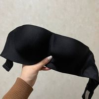 无肩带内衣品牌哪家好：独家精选品牌指南