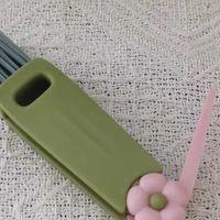 多功能清洁刷解决杯盖缝隙难题