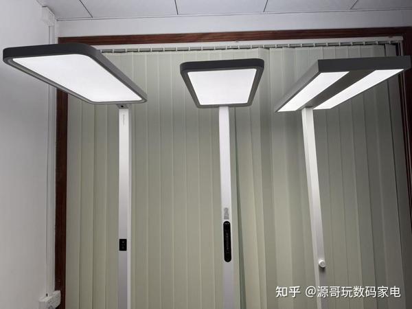 柏曼的灯那么贵值得吗？书客、柏曼、霍尼韦尔护眼大路灯深挖测评