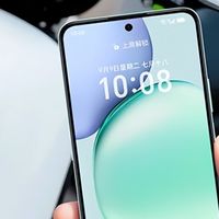 荣耀突然开卖“新机”，7000mAh+12GB+256GB，顶配版仅售1399元