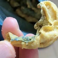 咔嚓一口超酥脆！卜奇脆咸蛋黄鱼皮，办公室解馋的海味
