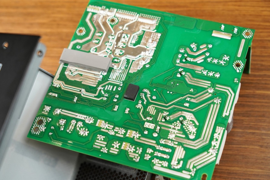 航嘉重火力AX850P三叉戟电源评测 高能效+高性价比