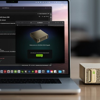 NVIDIA 首款桌面 AI 超算 DGX Spark 开启预售，售价仅 3000 美元！