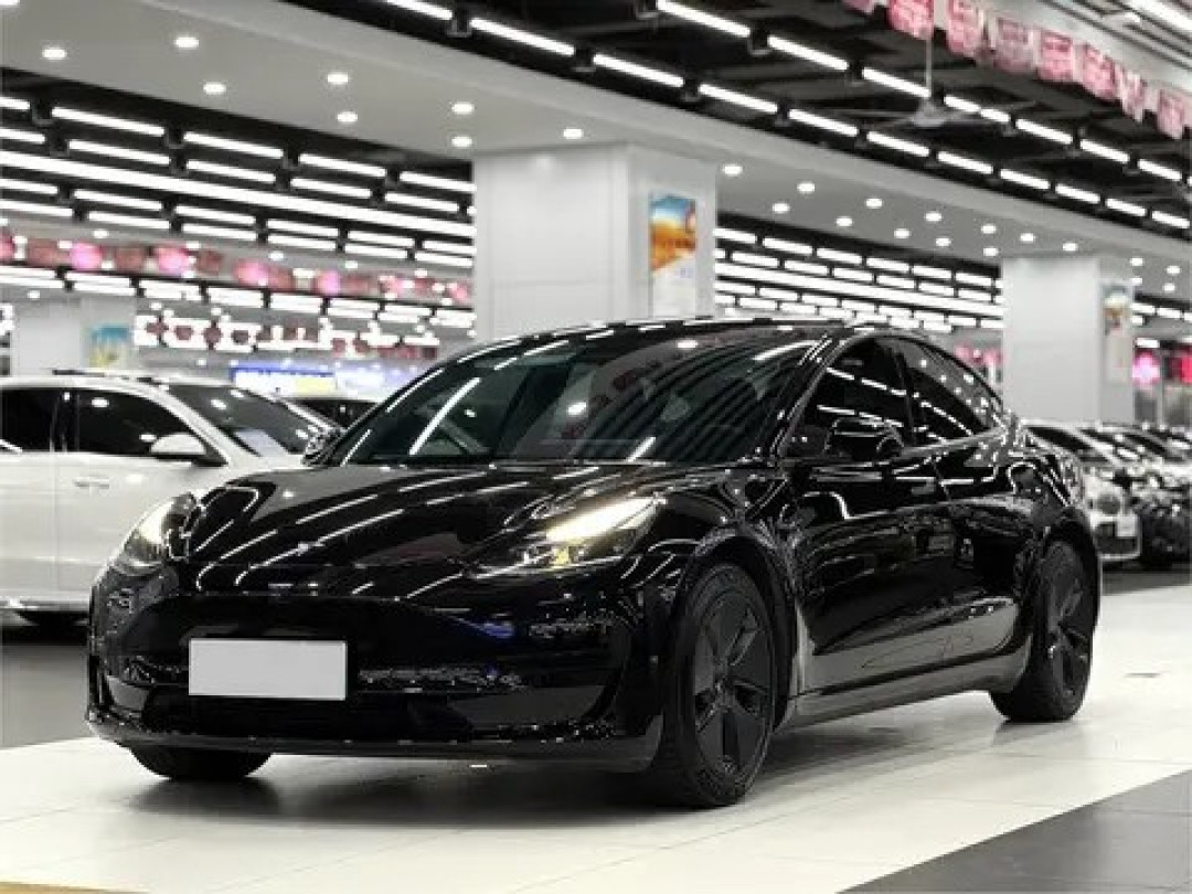 2022款二手特斯拉Model 3后轮驱动版,性价比高,值得关注