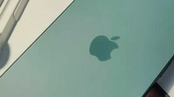 iPhone 16群青色开箱：颜值与性能的完美结合