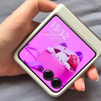 摩托罗拉豁出去了，512GB+60万次折叠寿命，跌至2294元
