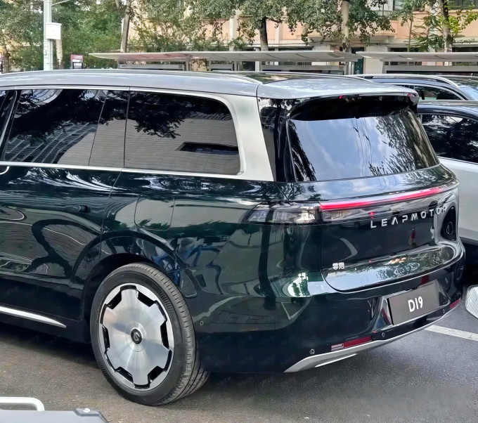 零跑汽车新能源车