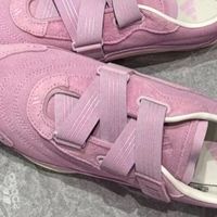 把“雾感粉”穿上脚是什么体验？——adidas FOS URBAN REVERIE