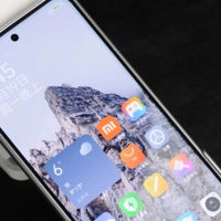 小米宣布清仓，16GB+512GB跳水2700元，5300mAh+IP68+骁龙8Gen3