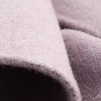 帕罗羊毛大衣：保暖与经典设计