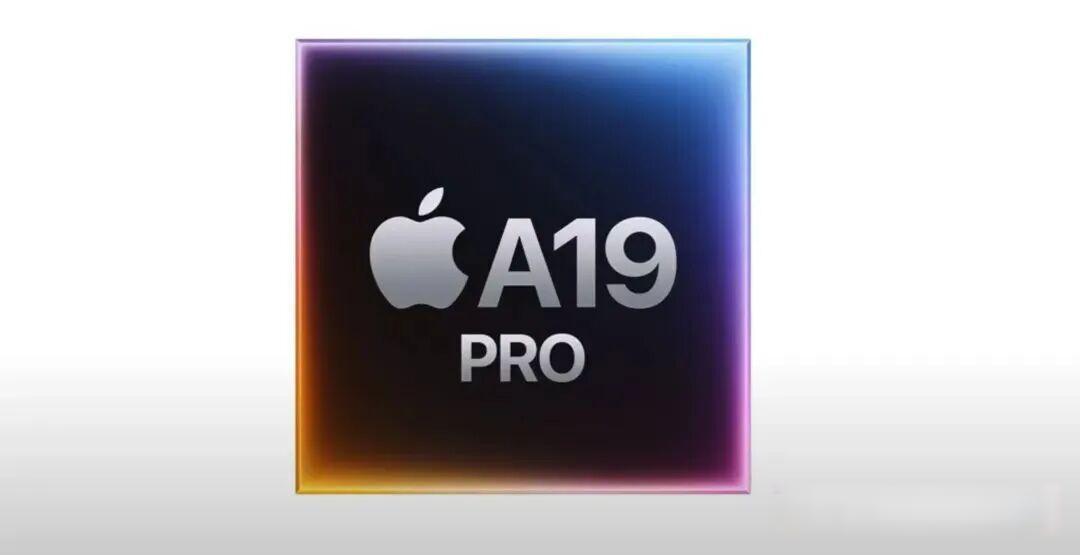 iPhone 17选购终极指南:标准版逆袭成黑马,Pro和Air哪款更值?