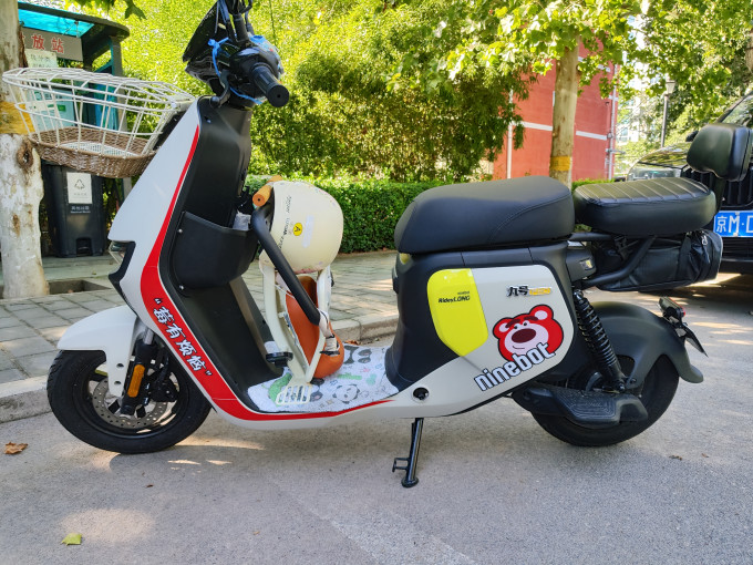 九号电动车整车