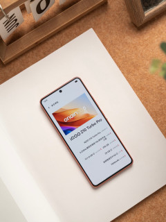 📱 iQOO Z10 Turbo 系列体验：颜值与性能，这次全都要！