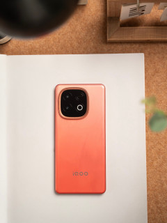 📱 iQOO Z10 Turbo 系列体验：颜值与性能，这次全都要！