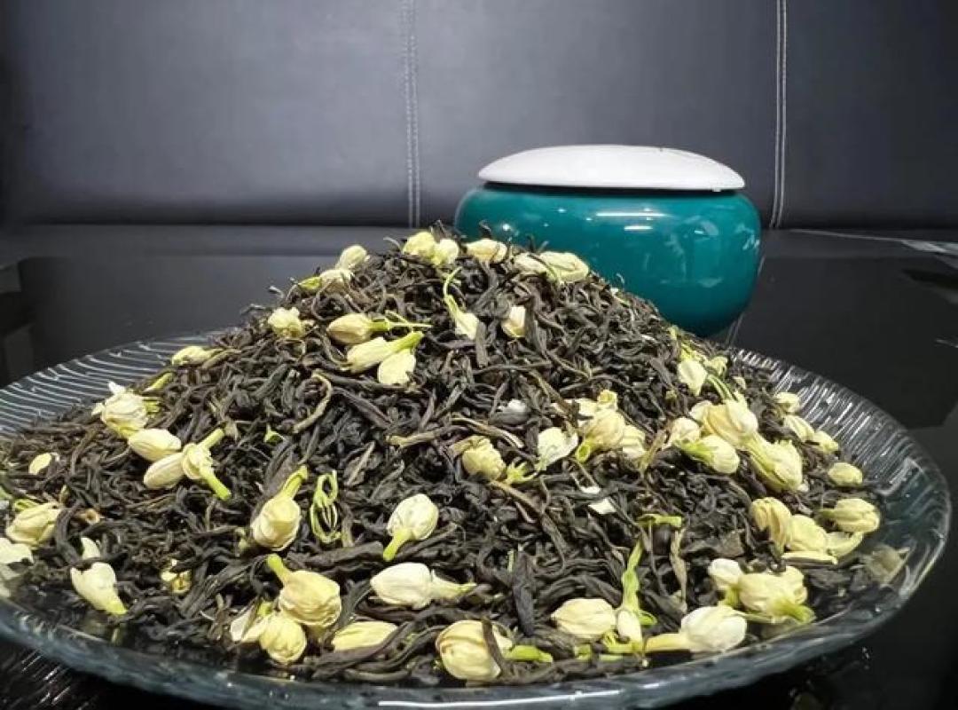 茉莉花茶飘花瓣≠高品质？一文读懂茶香密码与选购指南