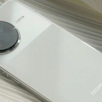 换手机无需太贵！9月考虑“骨折价”的3款手机，16+512G低价高配