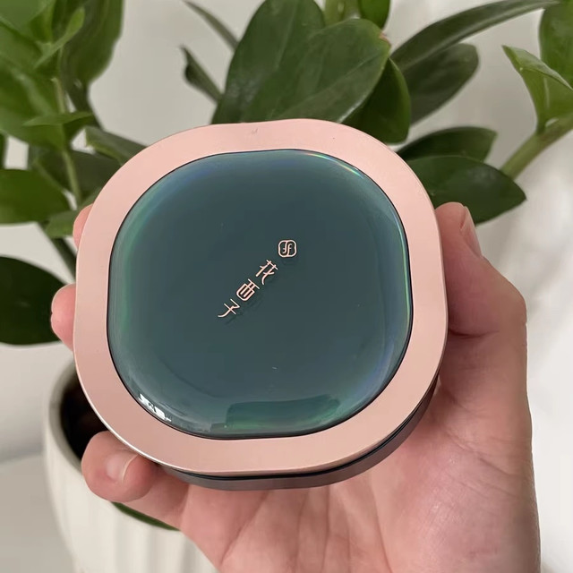 花西子翡翠气垫，控油、遮瑕持久！