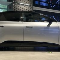 奥迪E5 Sportback惊艳亮相，纯电轿跑市场迎来新玩家