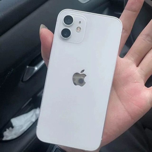 大量iphone12流入二手平台，五六百就能拿下？