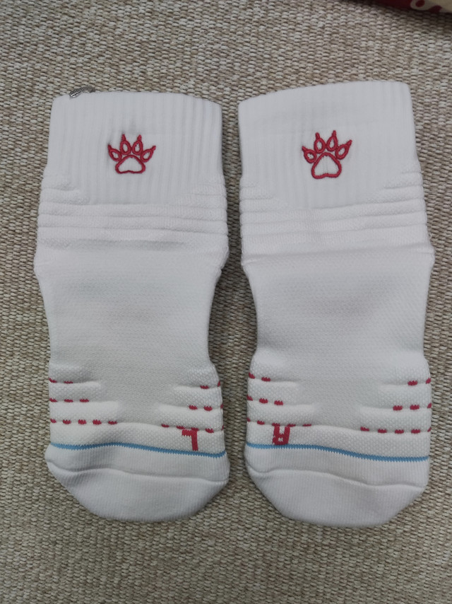 参加站内活动，4元撸了一双卡尔美加厚毛巾底袜子