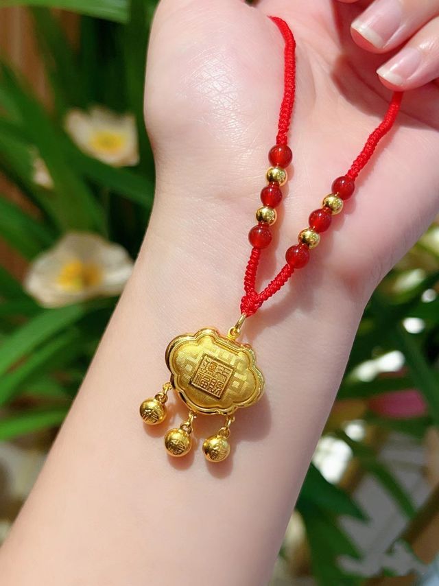 黄金长命锁：文化消费与轻资产传承