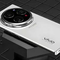 镜头不再凸起！vivo X300的工艺革新让手机手感焕然一新！
