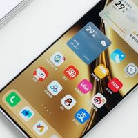 8400mAh高配手机；6.3英寸小屏旗舰