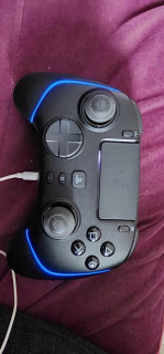 雷蛇幻影战狼V2专业版：PS5官方授权电竞手柄