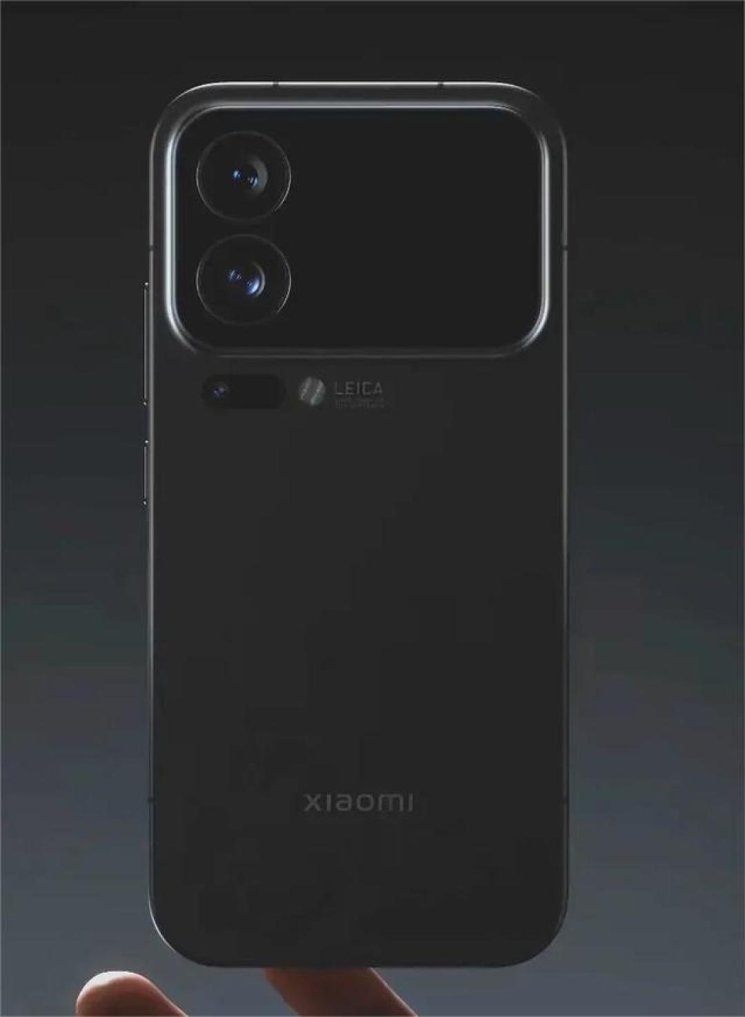 雷军发布小米17 Pro跨形态背屏设计 首发骁龙8至尊版直指iPhone17系