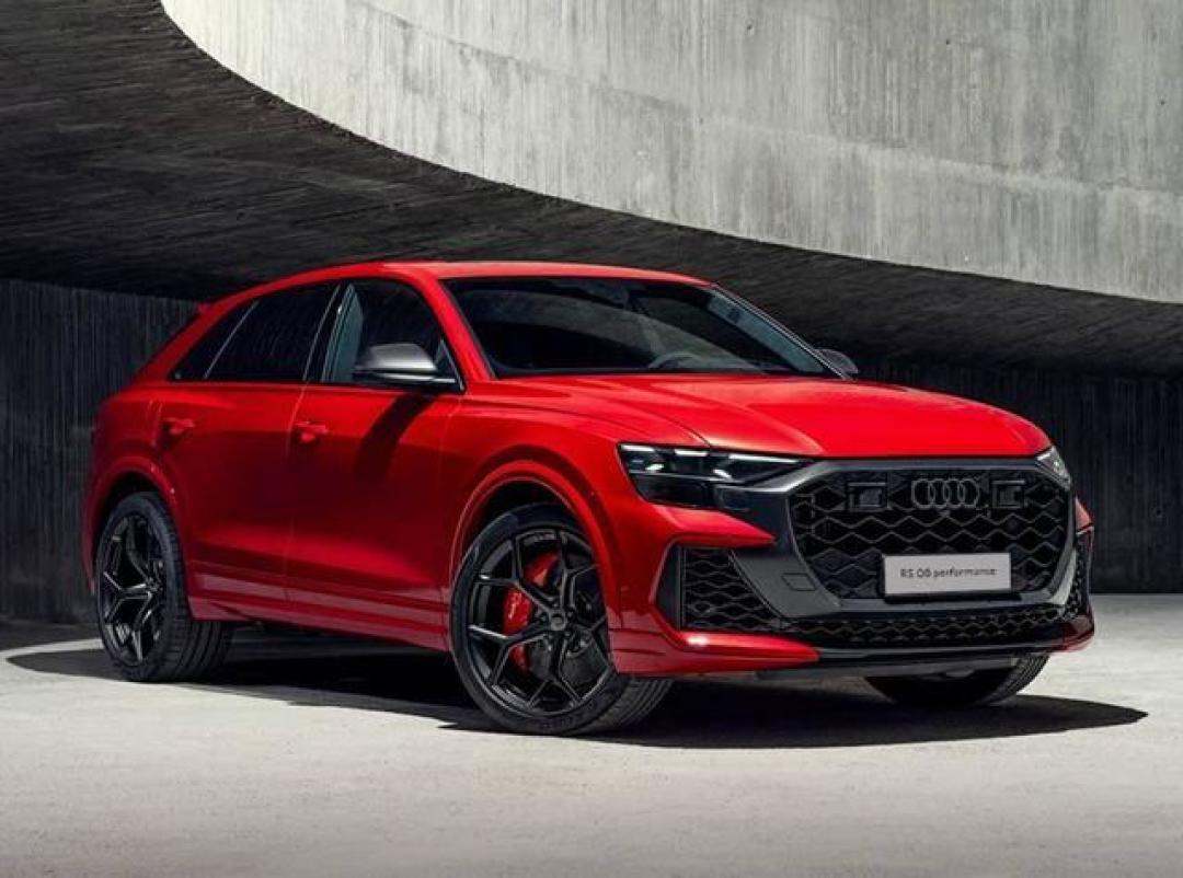 2026款奥迪RS Q8 Performance上市 售146.89万元搭载4.0T V8动力3.6秒破百